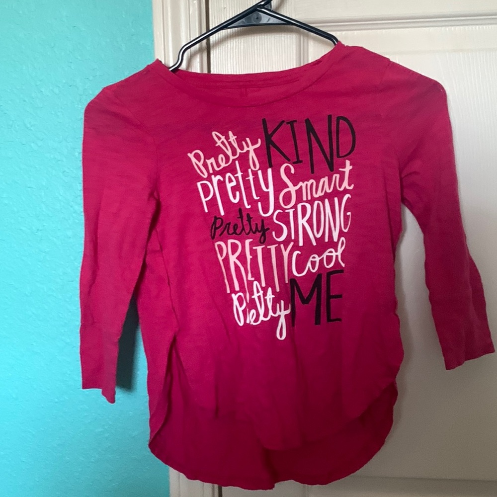 Old Navy kids shirt - size 6/7 kids - color pink Black and white